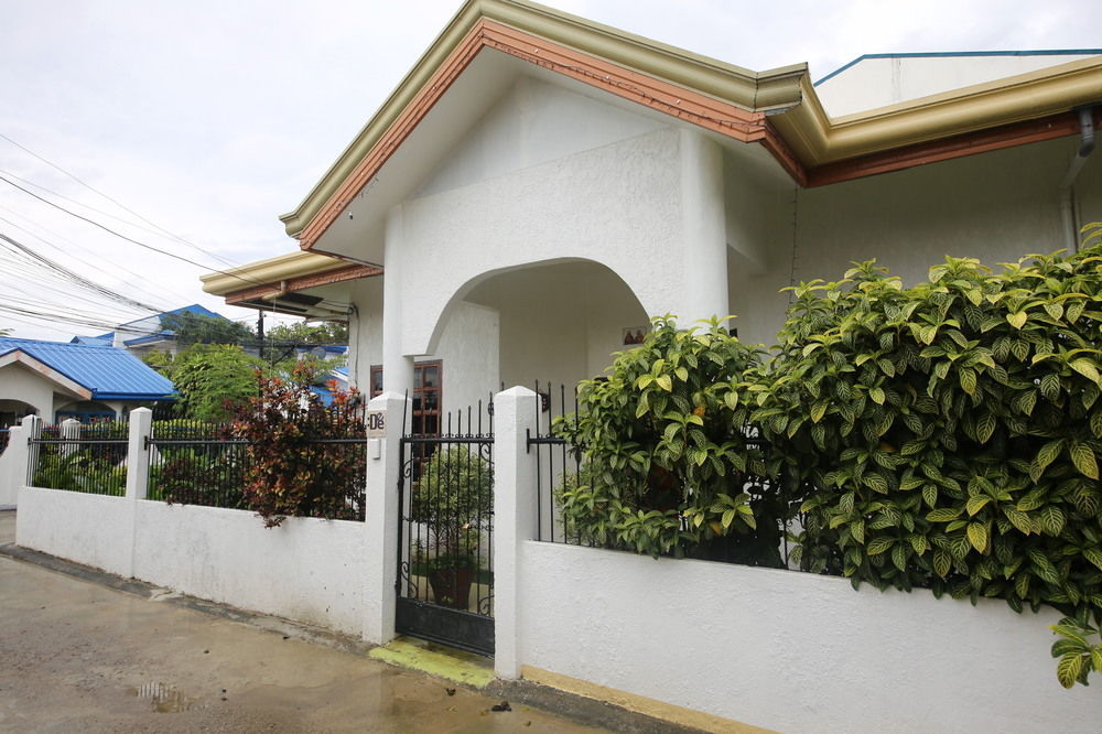 Dee Guest House 막탄 외부 사진