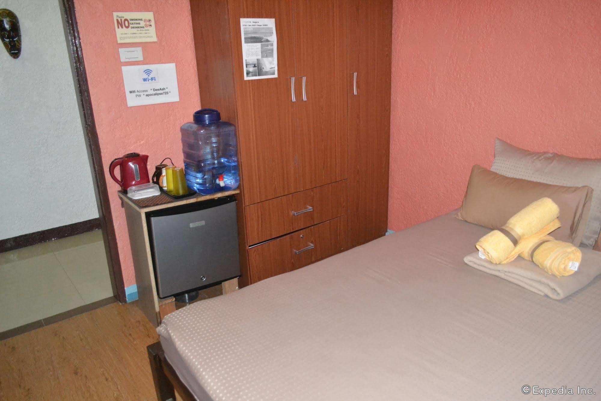Dee Guest House 막탄 외부 사진